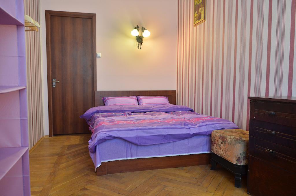 Griboedov Hostel & Suites Tbilisi Pokoj fotografie